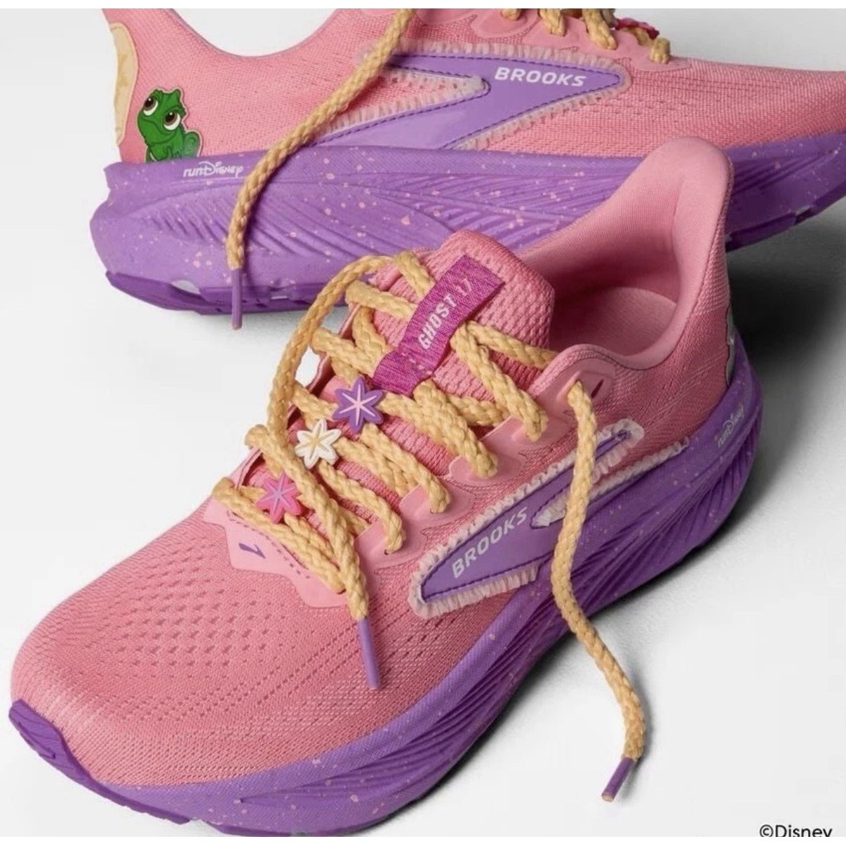 Rundisney Brooks Ghost 17 Rapunzel Princess Shoes Women's Sz 8 Wide (1d) Tangled